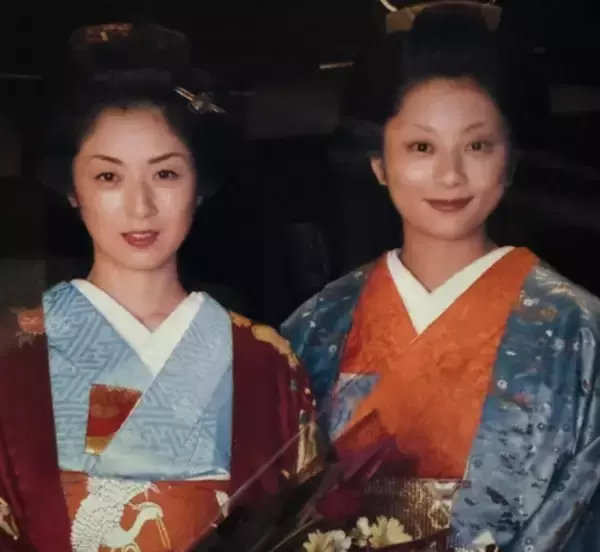 「高岡早紀、小池栄子との“19年前の着物2ショット”に「私たち、若い…」」の画像