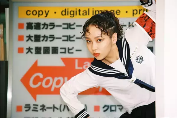 「「グループのなかでは、ホッとできるような存在を目指しています」ヒップホップ育ちで筋金入りのダンサー、新しい学校のリーダーズ・RINが見つけた、自分らしさ＜初個人インタビュー＞」の画像