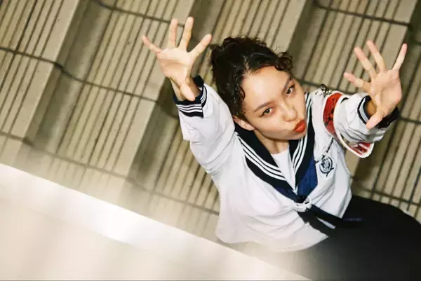 「「グループのなかでは、ホッとできるような存在を目指しています」ヒップホップ育ちで筋金入りのダンサー、新しい学校のリーダーズ・RINが見つけた、自分らしさ＜初個人インタビュー＞」の画像