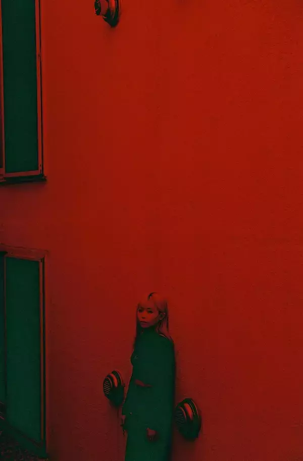 「「いわゆるメディアで提示されるような『美しさ』がとても嫌い」コンプレックスやマイナスな感情を優しい眼差しでみつめるアーティスト・雪下まゆのインタビュー＜来月から連載開始！＞」の画像