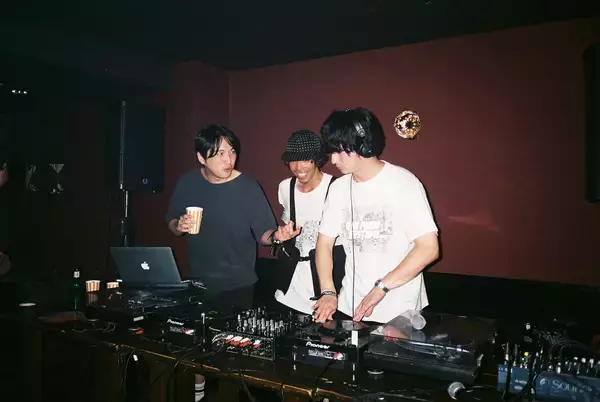 「福井で初開催。ミックス（混ぜる）という言葉をテーマにドリンクや音楽を楽しむイベントNEUTMIX：イベントスナップ」の画像