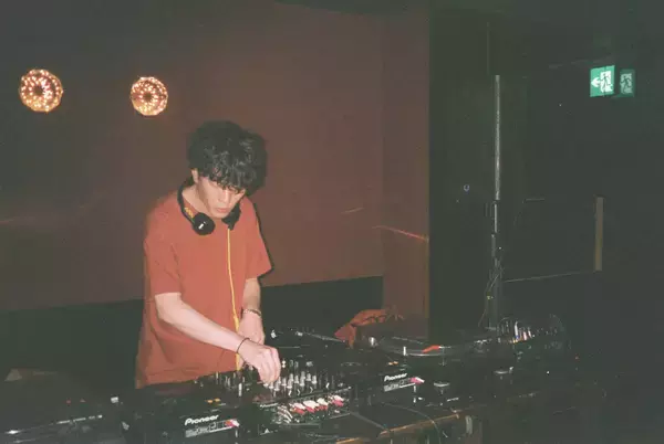 「福井で初開催。ミックス（混ぜる）という言葉をテーマにドリンクや音楽を楽しむイベントNEUTMIX：イベントスナップ」の画像