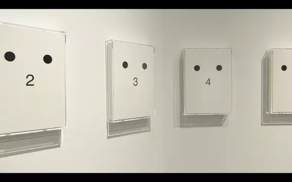 「「スマホをコインロッカーに預けて過ごす1時間」を体験型ゲーム作品に。オフラインを新しい贅沢に変える『White Magazine』の仕掛け」の画像