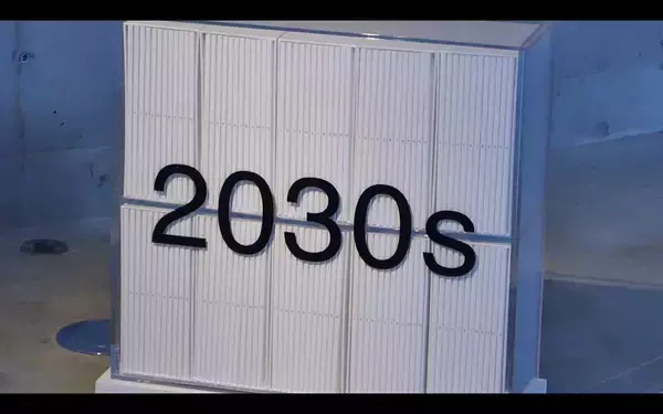 「「スマホをコインロッカーに預けて過ごす1時間」を体験型ゲーム作品に。オフラインを新しい贅沢に変える『White Magazine』の仕掛け」の画像