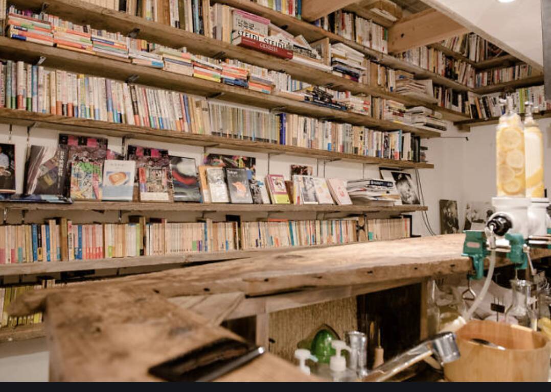 「店をやる理由に立ち返ったり、この仕事をより自分の生きることと結びつけて考えるようになった」｜コロナ自粛中、「OPEN BOOK」店主・田中開