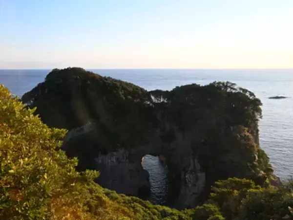 【高知】足摺岬にある自然の絶景「恋愛のパワースポット」と無料足湯