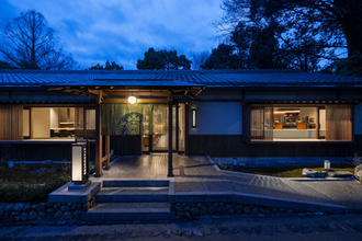 スターバックス初・名勝の公園へ出店。「京都円山公園 菊の渓店」の特別感