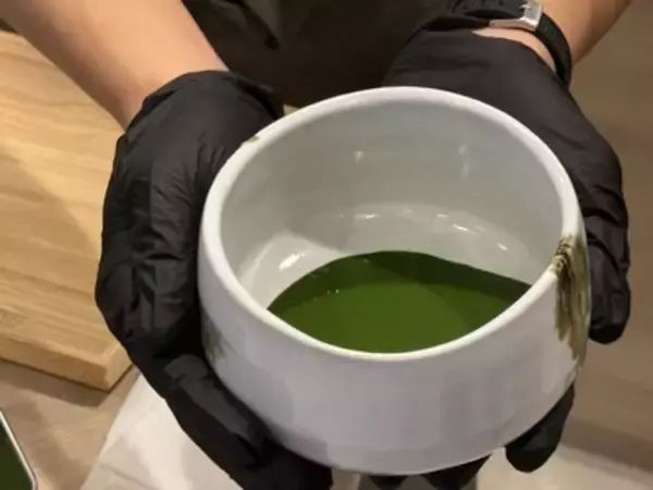 「熱海観光でホッと一息つけるスポット「熱海さとり本店　おこいちゃ茶房」がオープン　おだんごとお濃茶を楽しめる甘味処」の画像