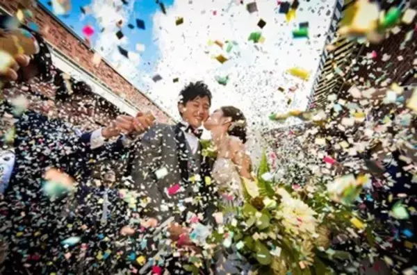 「“脱ケーキ入刀”“脱キャンドルサービス”で2人らしい演出がトレンド！結婚式の人気演出ランキング」の画像