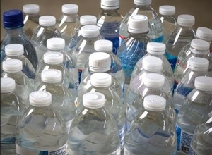 【ペットボトルの雑学再び！！】ペットボトルって…何割がペットボトルにリサイクルされているか知ってましたか？？