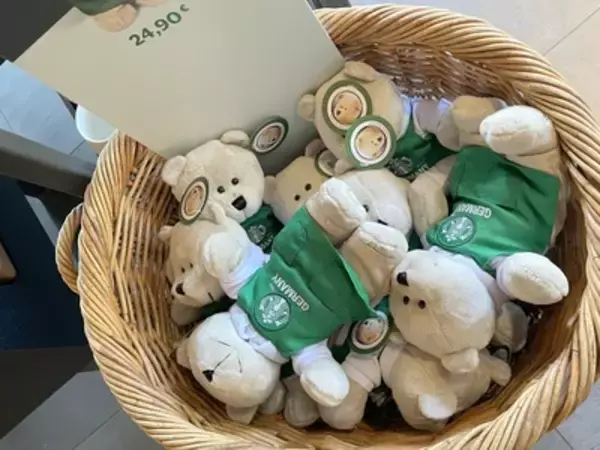 「【ドイツ】現地で楽しむ「スターバックス」写真映えと限定商品は？ 【現地レポ】」の画像