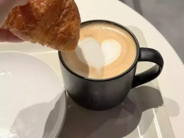 「スターバックスの新スタイル「カフェベーカリー」、大阪2店舗同時オープン【体験レポ】」の画像