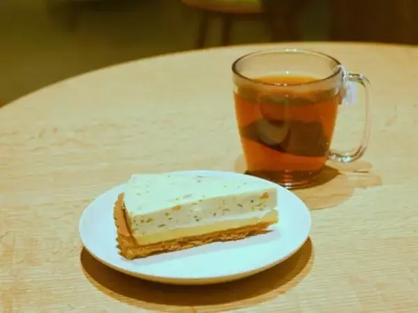 「スターバックス「ティー」に特化した店舗でホリデー向けドリンク登場、プリンチのスイーツ3種も全国展開」の画像