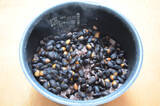 「【食感プリップリ】なんと「黒豆」で赤飯炊いてみた！豆と米でモチモチ合戦はじまる♪仕上げのすし酢で爽やか～」の画像10