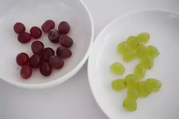 「【神コラボ】デラウェアのゼリーと水ようかんが出会って「ひんやり和スイーツ」に！すっきりなめらかカワイイ♡」の画像