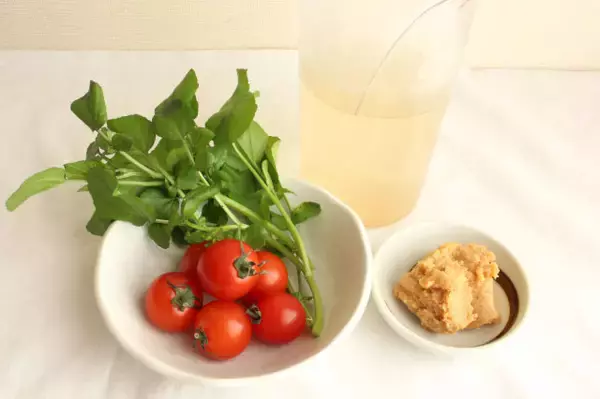 「【実は二日酔いの強い味方】赤い栄養素リコピンが助けてくれる♪「ミニトマトとクレソンのみそ汁」作ってみた！」の画像