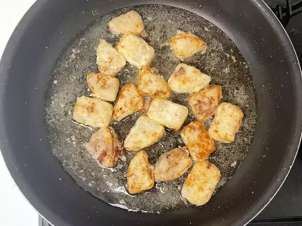 「【リュウジレシピ】大根大量消費！中はジュワッで外はカリサクッな「無限大根唐揚げ」作ってみた♪」の画像