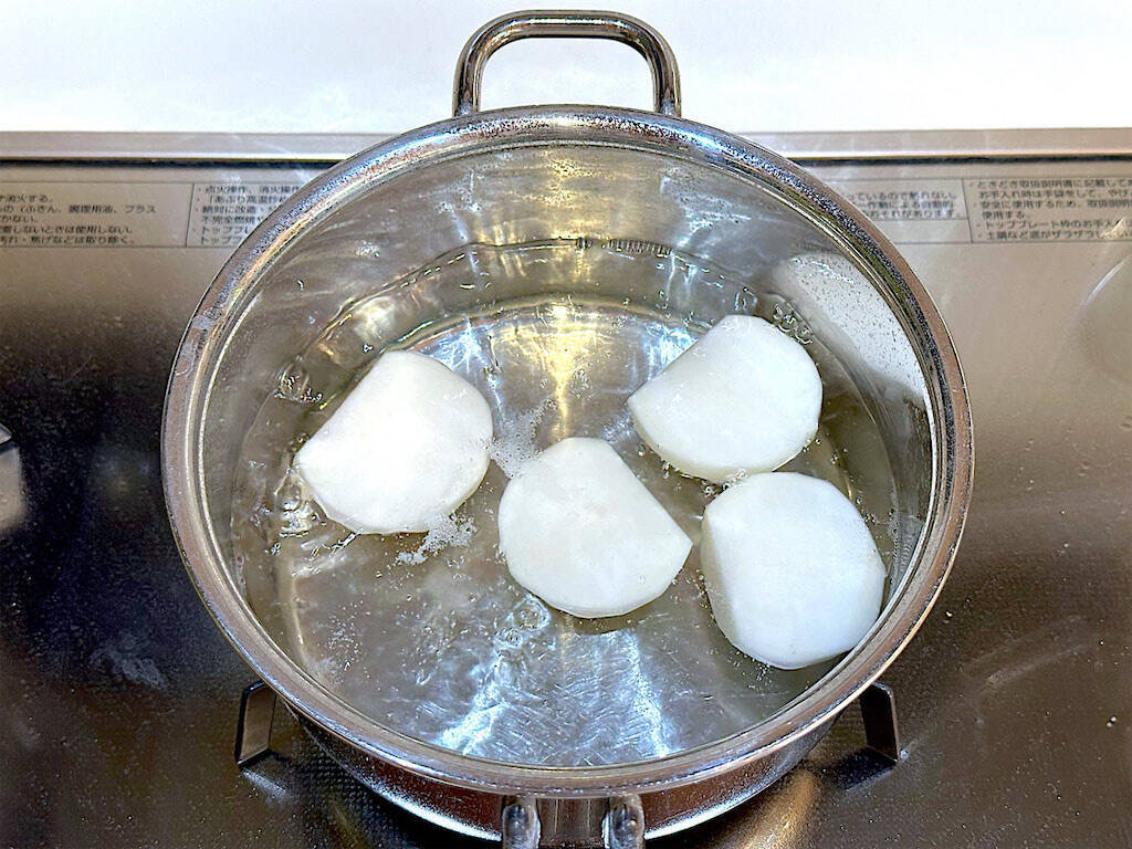 【かぶの煮物はもう飽きた】鶏肉との究極マリアージュで「塩あんかけ」作ろう！昆布だし風味にゆず香る料亭風♡
