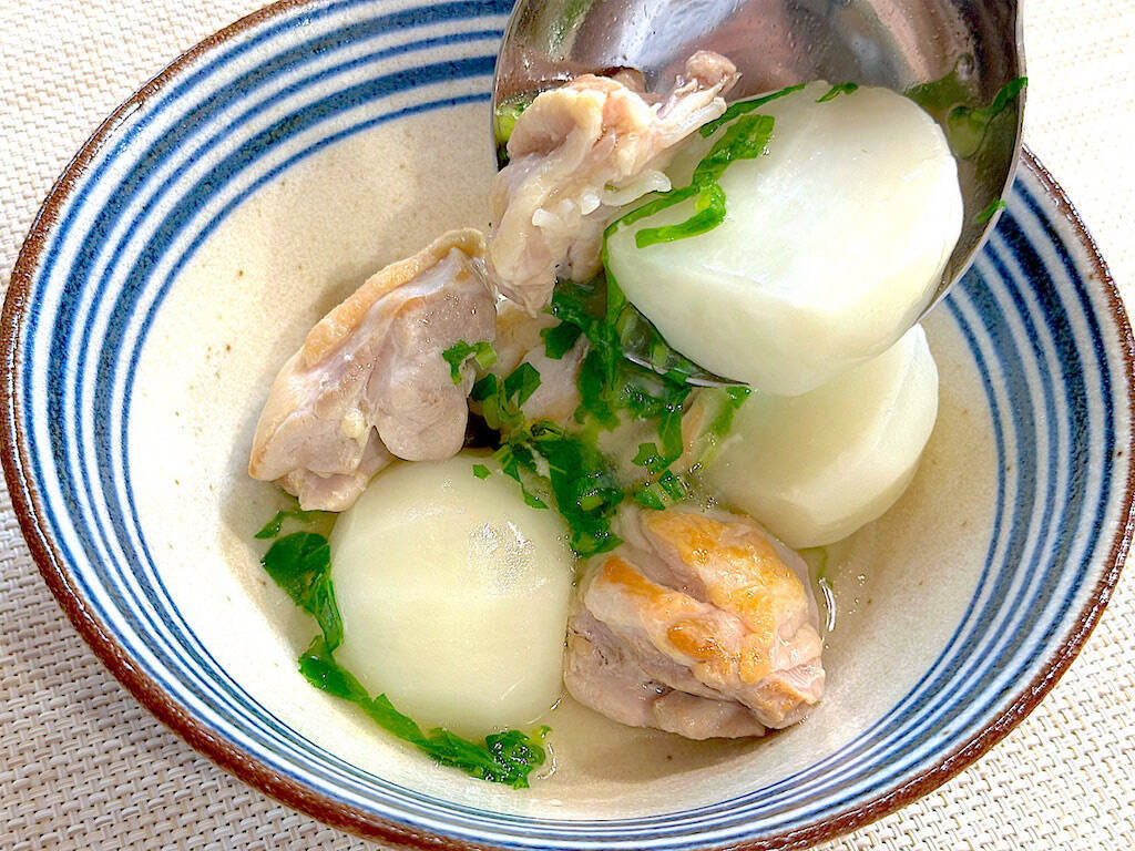 【かぶの煮物はもう飽きた】鶏肉との究極マリアージュで「塩あんかけ」作ろう！昆布だし風味にゆず香る料亭風♡