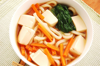 【喉が痛い時の救世主】やさしさ全振り「けんちんうどん」作ってみた♪数滴のゴマ油で心震える風味に♡