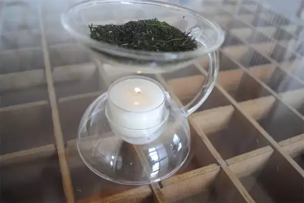 「【お茶産地の消臭テク】冷蔵庫や電子レンジの悪臭には…え、賞味期限切れの茶葉が効く!?【捨てないSDGs】」の画像