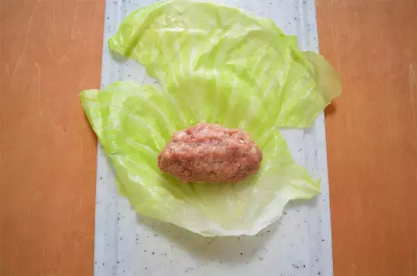 「【横須賀のロールキャベツ】やっぱりカレー味！スープはめんつゆ入り!?スパイシーで和の旨みジューシー♡」の画像