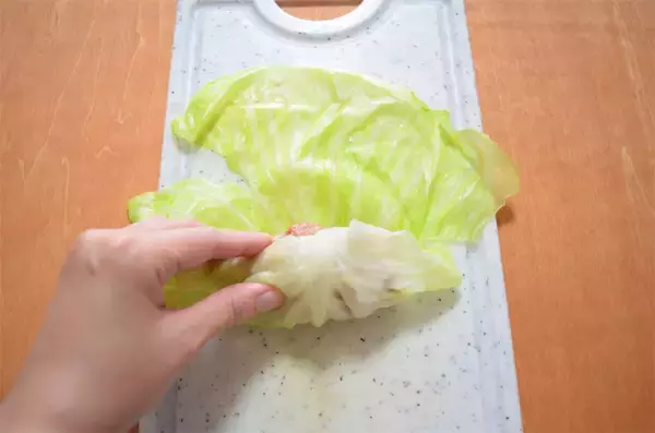 「【横須賀のロールキャベツ】やっぱりカレー味！スープはめんつゆ入り!?スパイシーで和の旨みジューシー♡」の画像