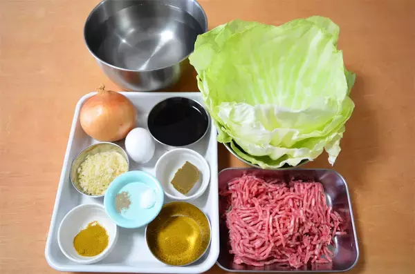 「【横須賀のロールキャベツ】やっぱりカレー味！スープはめんつゆ入り!?スパイシーで和の旨みジューシー♡」の画像