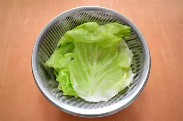 「【横須賀のロールキャベツ】やっぱりカレー味！スープはめんつゆ入り!?スパイシーで和の旨みジューシー♡」の画像