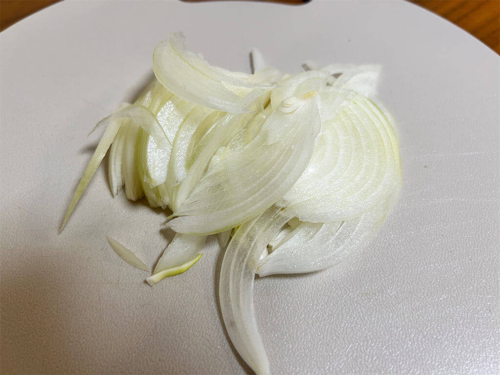 【献立考えるのメンドイあなたへ…】一皿で全おかず完成♪野菜マシマシ「スパニッシュオムレツ」作ってみた！