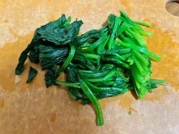 「【献立考えるのメンドイあなたへ…】一皿で全おかず完成♪野菜マシマシ「スパニッシュオムレツ」作ってみた！」の画像