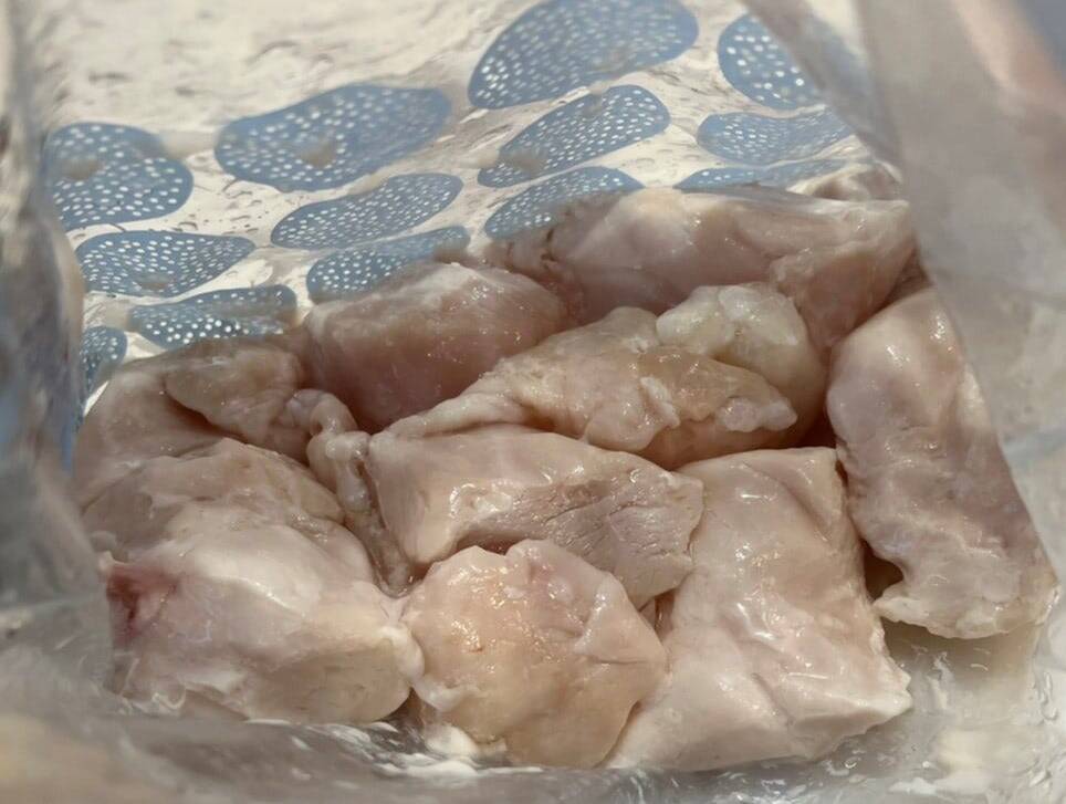 【料理の裏ワザ】やわらかジューシーな唐揚げの作り方“最終奥義”を試してみた！【65℃湯煎法】はスゴい‼