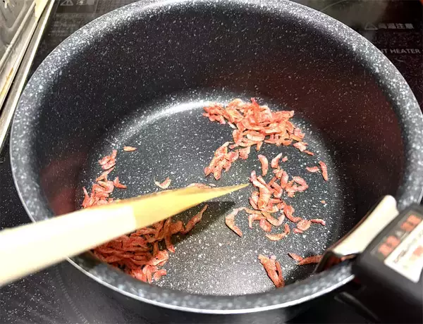 「【話題の台湾朝ごはん】胃腸にやさしい豆乳スープ「シェントウジャン」作ってみた！豆乳が固まって食べ応えも♪」の画像