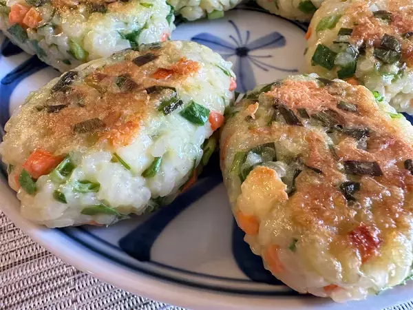 「【埼玉県民熱愛】残りご飯で故郷の味!?「焼きびん」作ろう！腹ペコ歓喜のチカラ飯♡甘辛ダレも沼る～【農家直伝】」の画像