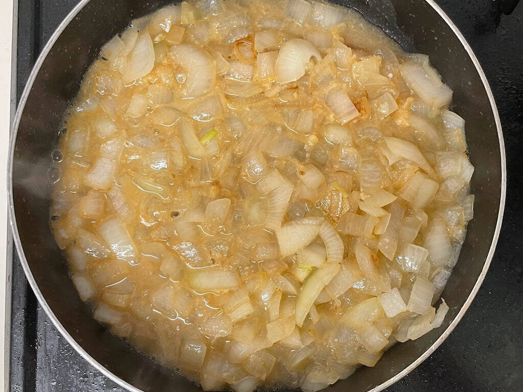 【ご飯のお供】簡単ズボラ飯「玉ねぎの田舎みそ」作ってみた！トロトロ甘辛いみそダレでご飯がススム！