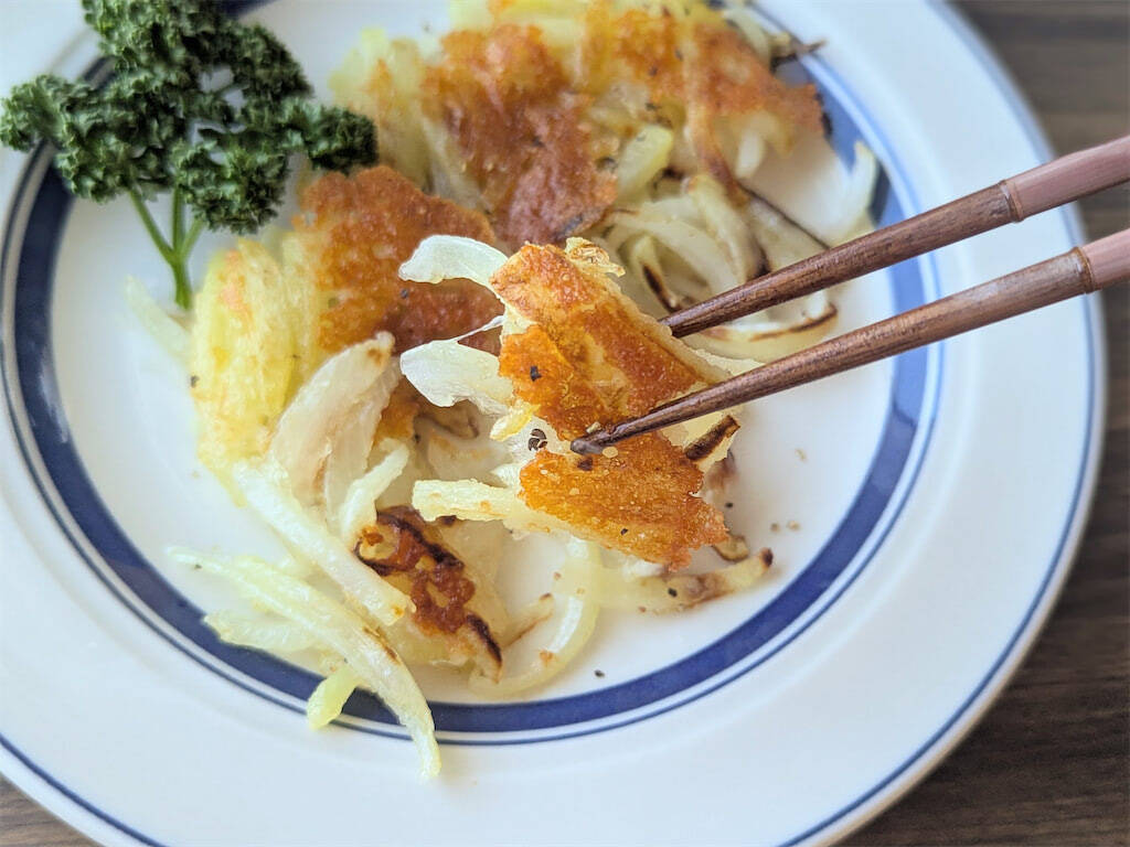 【玉ねぎ×じゃがいも】でシャキホク食感♡な「爆速チーズ焼き」作ろう！旨さの秘訣は…材料の黄金比【農家直伝】