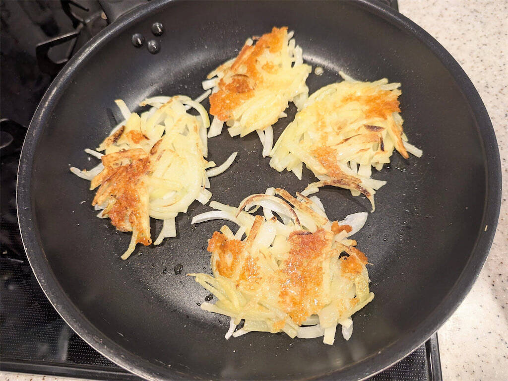 【玉ねぎ×じゃがいも】でシャキホク食感♡な「爆速チーズ焼き」作ろう！旨さの秘訣は…材料の黄金比【農家直伝】