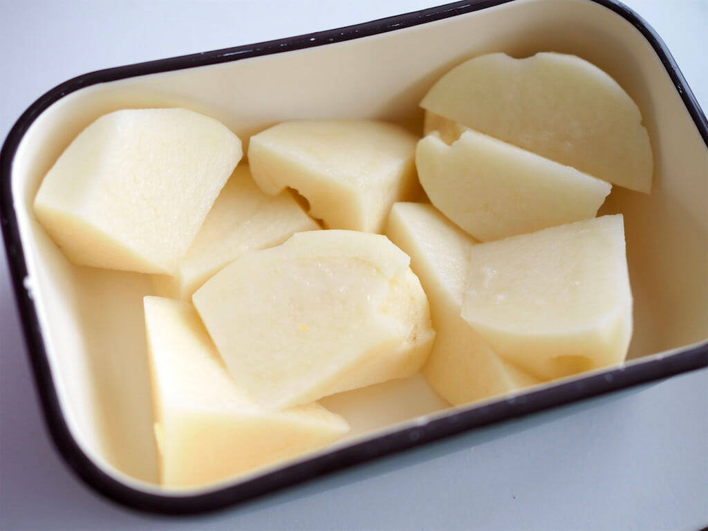 【節約じゃがいもレシピ】薄皮もちもち食感がうんまい♡「平焼きポテトおやき」作ろう！