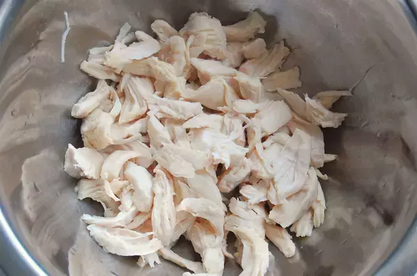 「【シェフ脇屋の凄味】甘酸っぱいスープにみょうがのコンビに昇天！「ささみとみょうがの涼麺」に挑戦♪」の画像