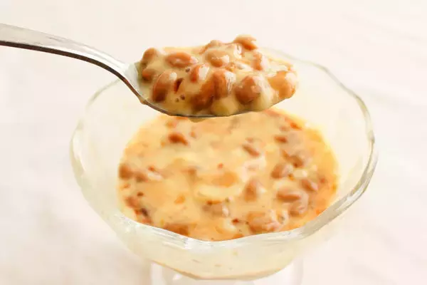 「味覚センサーAIが出した結論「納豆×プッチンプリンは美味♡」は本当か試してみた！あれ…ウマい!?」の画像