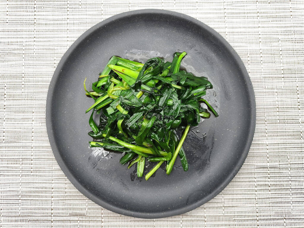 【リュウジの“これだけ”レシピ】「ニラ」だけで「究極の野菜炒め」作ろう！シャキシャキ美味い！