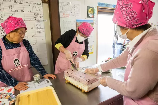 「【田園日記～農と人の物語～ Vol.33】海の幸と山の恵みをたっぷり詰めた「くるみ入り押しずし」」の画像