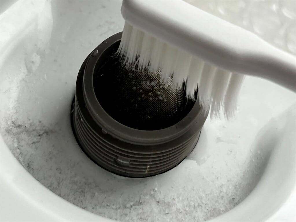 【洗濯機の超裏ワザ】「洗濯時間かかり過ぎ…」なら〇〇を掃除してみて！洗濯が“爆速”で終わります！