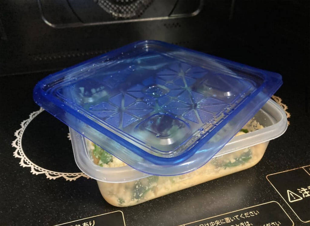 【おからパウダーが主食に!?】しっとり滋味深〜い「おかずパンケーキ」作ってみた！慌ただしい朝、レンチンで◎