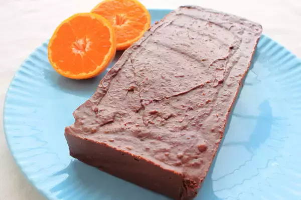 「【シェフ三國のスイーツ】生クリの代わりに焼き芋!?みかんと合わせて「チョコのテリーヌ“ジャポニゼ”」作ろう」の画像