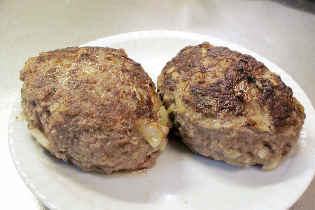 【大根大量消費バーグ】おろしまみれの「煮込みハンバーグ」作ってみた！出汁と肉汁ダブルでジューシー♡
