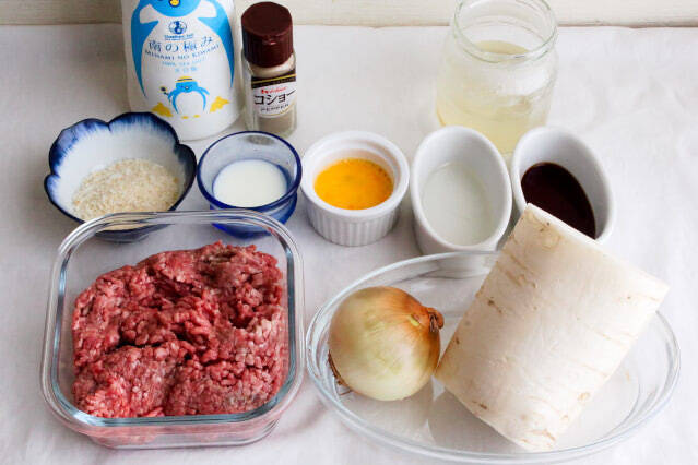 【大根大量消費バーグ】おろしまみれの「煮込みハンバーグ」作ってみた！出汁と肉汁ダブルでジューシー♡