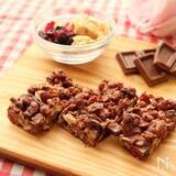 「【疲労回復するバレンタインチョコ!?】カカオとベリーで体ととのう「チョコバー」作ってみた！ザクザク食感♡」の画像4