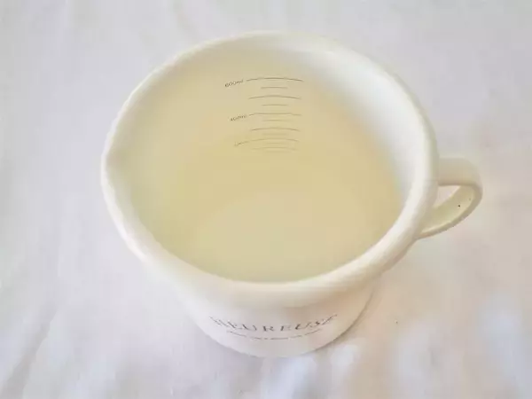 「【超ズボラ飯】1人でレタス丸ごと1個ペロリ♪しゃくしゃくクタッなレタスが主役の「豚レタス鍋」に挑戦！」の画像