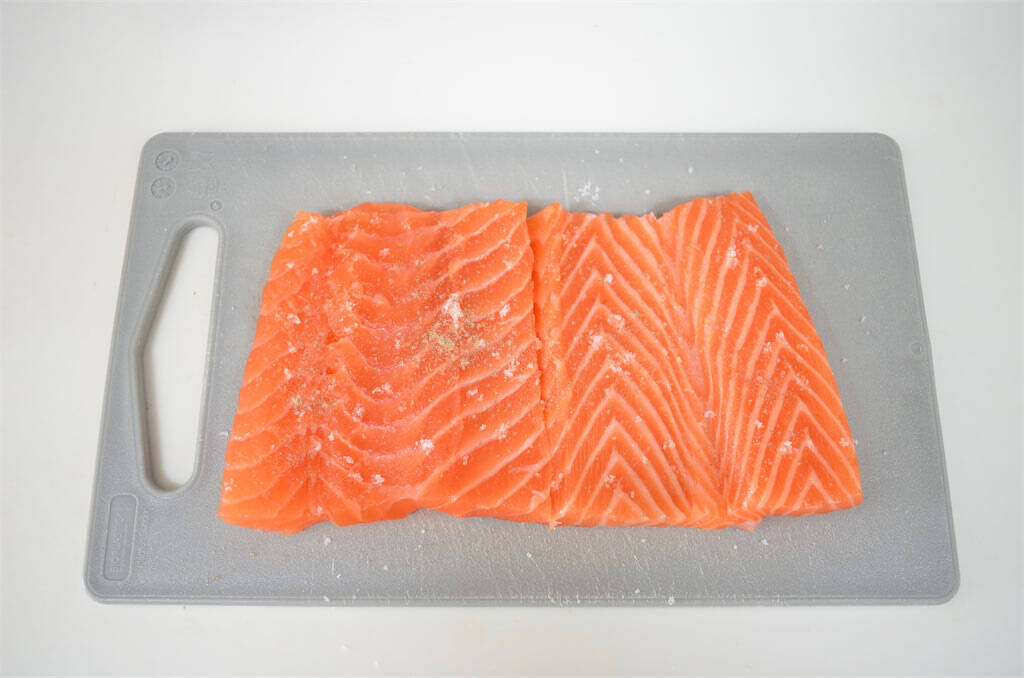 【春のサーモン】パサつき知らずの裏技は「蒸す」！農家直伝「鮭のアスパラ巻き」で春を堪能してみた♪